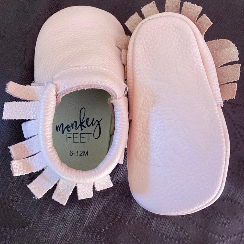 Monkey feet 6-12 months pink Mary Jane